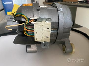 Motore lavatrice whirpool