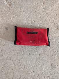 Attrezzi borsello sotto sella originale Ducati