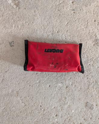 Attrezzi borsello sotto sella originale Ducati