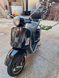 vespa gts 300