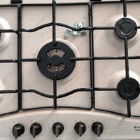 Piano cottura Hotpoint Ariston 5 fuochi