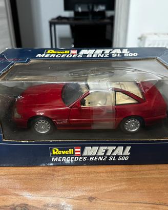 Mercedes SL 500 Revell 1:18 con scatola