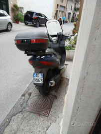 Moto 150 scooter