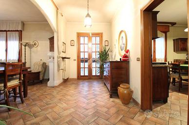 VILLA SINGOLA A SASSUOLO