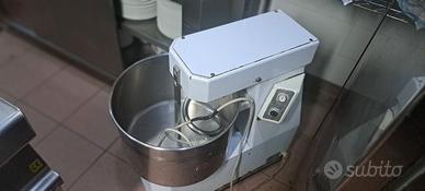 impastatrice professionale per pizzeria 