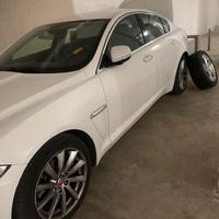 ruota per Jaguar modello  xf  2.2