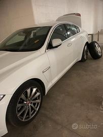 ruota per Jaguar modello  xf  2.2