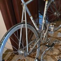 bici a scatto fisso reversibile Bianchi