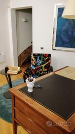 Scrittoio antico don sopra vera pelle