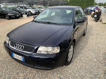 AUDI A3 1.6 cat 5p. Ambiente