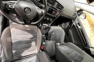 Volkswagen Golf Highline 1.6 TDI - 140.000 km - Pe