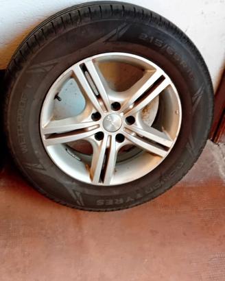 4 cerchi in lega mak+ gomme nokian 215/65 R16