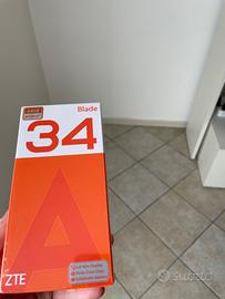 Smartphone Blade A34