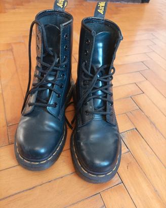 Anfibi Dr Martens