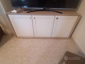 Vetrinetta e mobile tv