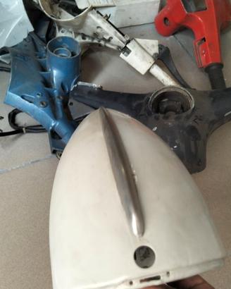Supporto faro vespa 