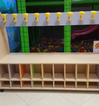 Appendiabiti bambini per ludoteche