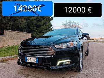 Ford Mondeo station wagon