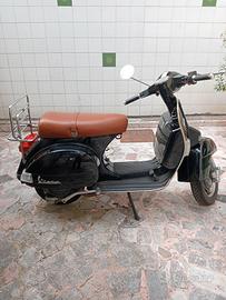 Vespa epoca 151