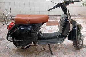 Vespa epoca 151