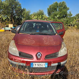 Clio 2006