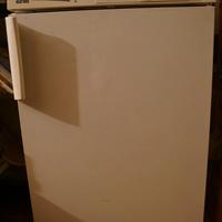 CONGELATORE VERTICALE IGNIS LIBERA INSTALLAZIONE