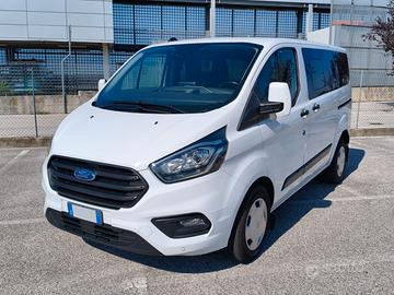 Ford Transit Custom N1 6 posti Gancio Traino.