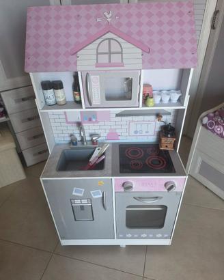 Casa delle bambole + cucina in legno