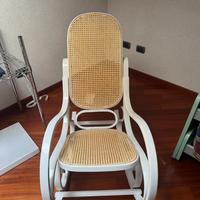Sedia a dondolo vintage