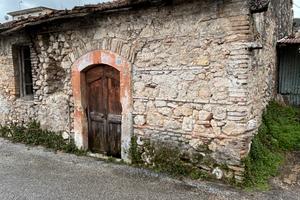 Rustico da ristrutturare