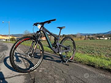 Santa Cruz Nomad V5 CC
