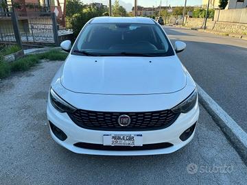 Fiat Tipo 1.3 Mjt 95cv S&S 5 porte Lounge