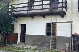 Rustico / Casale di 220 m² con 2 locali a Bagnolo 
