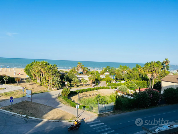 Termoli, trilocale con box auto