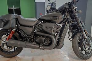 Harley Davidson Street Rod 750 35KW patente A2
