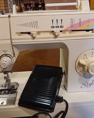 Macchina per cucire singer style 4525