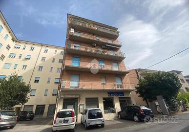 4 LOCALI A BASTIA UMBRA