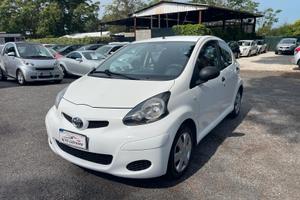 Toyota Aygo 1.0 12V VVT-i 5 porte Now Connect