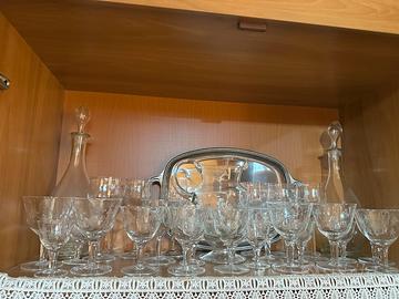 Servizio completo di bicchieri vintage