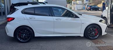 Bmw 135 M 135i xDrive Colorvision Edition