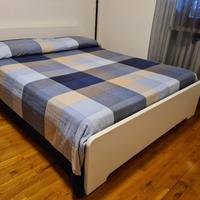 Letto matrimoniale in legno