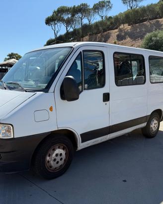 Citroen Jumper 29 2.2 HDi cat PC-TB Combi Club