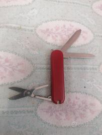 Victorinox Classic 