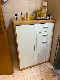 MOBILETTO CON CASSETTI