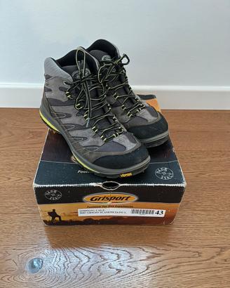 Scarponi da montagna