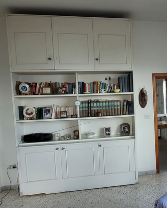 Libreria con letto a scomparsa anni '60 su misura