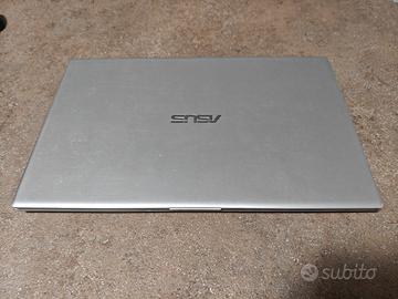 Asus VivoBook 15