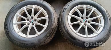Cerchi con pneumatici invernali Alfa Romeo Stelvio
