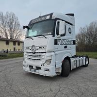 MERCEDES ACTROS 1845 LS