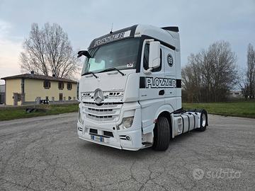 MERCEDES ACTROS 1845 LS